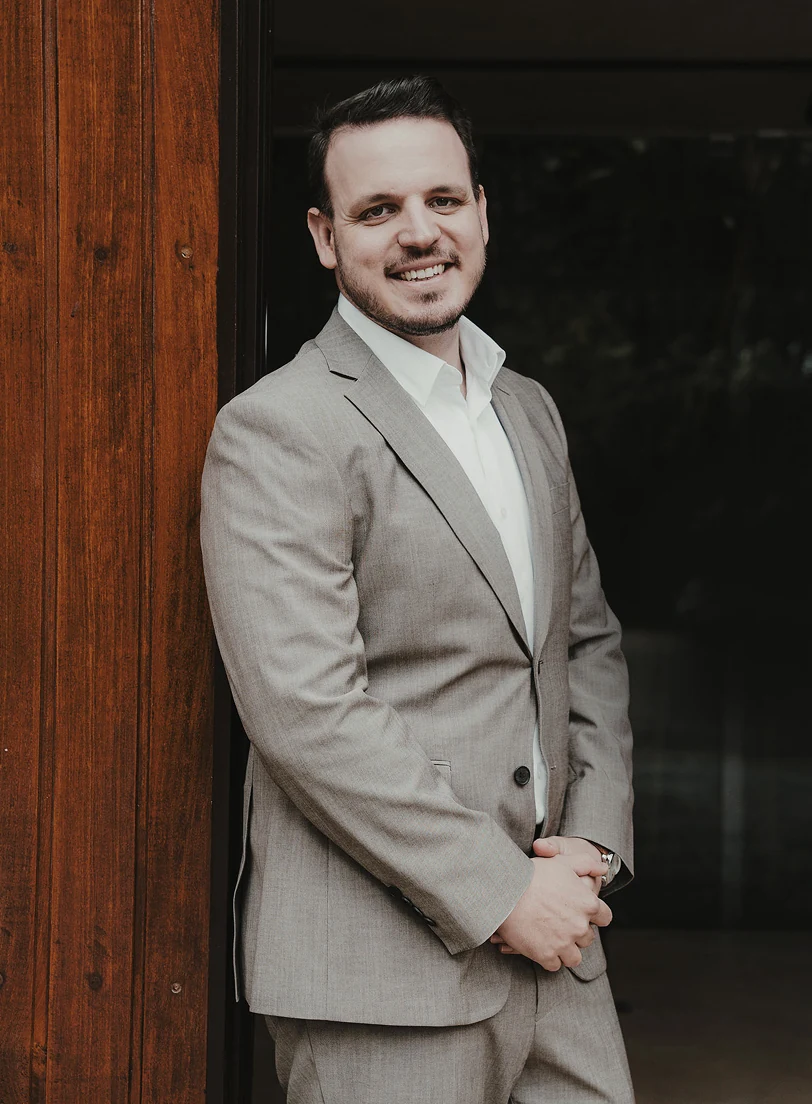 Dr. Fabrício Silva - AMPLEXUS