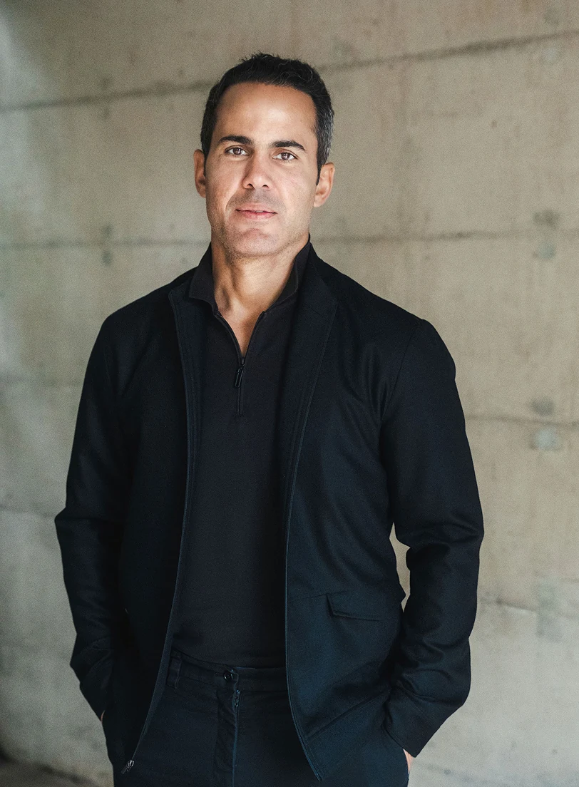 Tarik Faraj, Grupo TRK